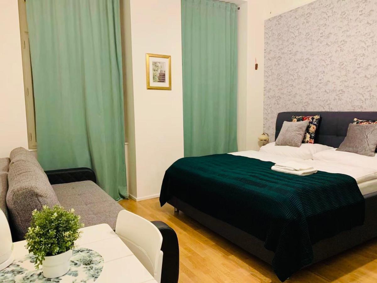 Charles Square Prague Apartment Екстер'єр фото